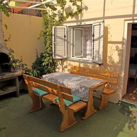 Holiday Buratovic Guest house 3*