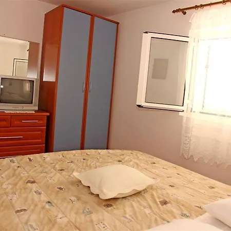 Guest house Holiday Buratovic Hvar Town