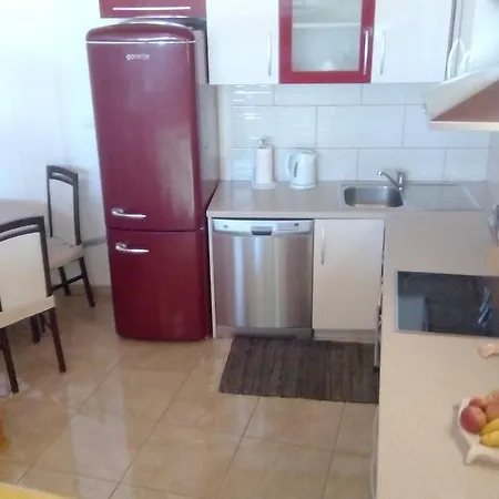 Guest house Holiday Buratovic